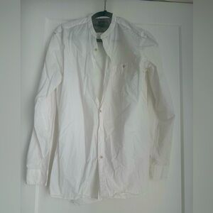 Men’s white collared Zara shirt